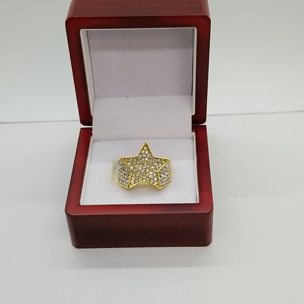 Mans ring